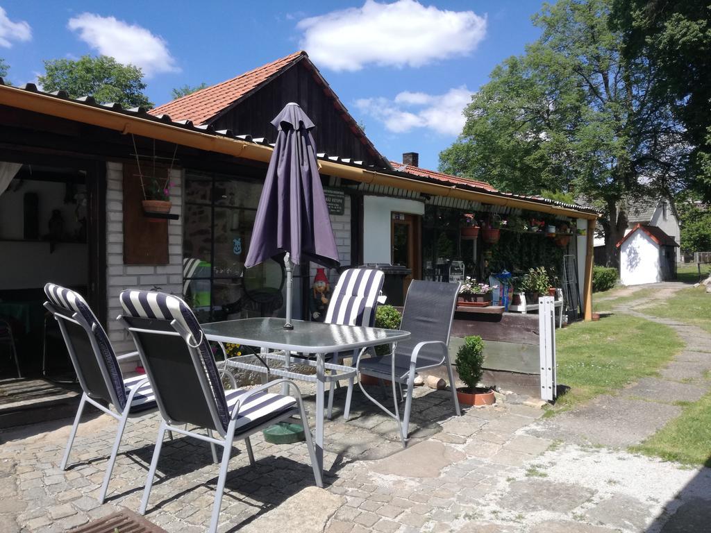 Apartman Ve Mlejne Nová Bystřice Bagian luar foto