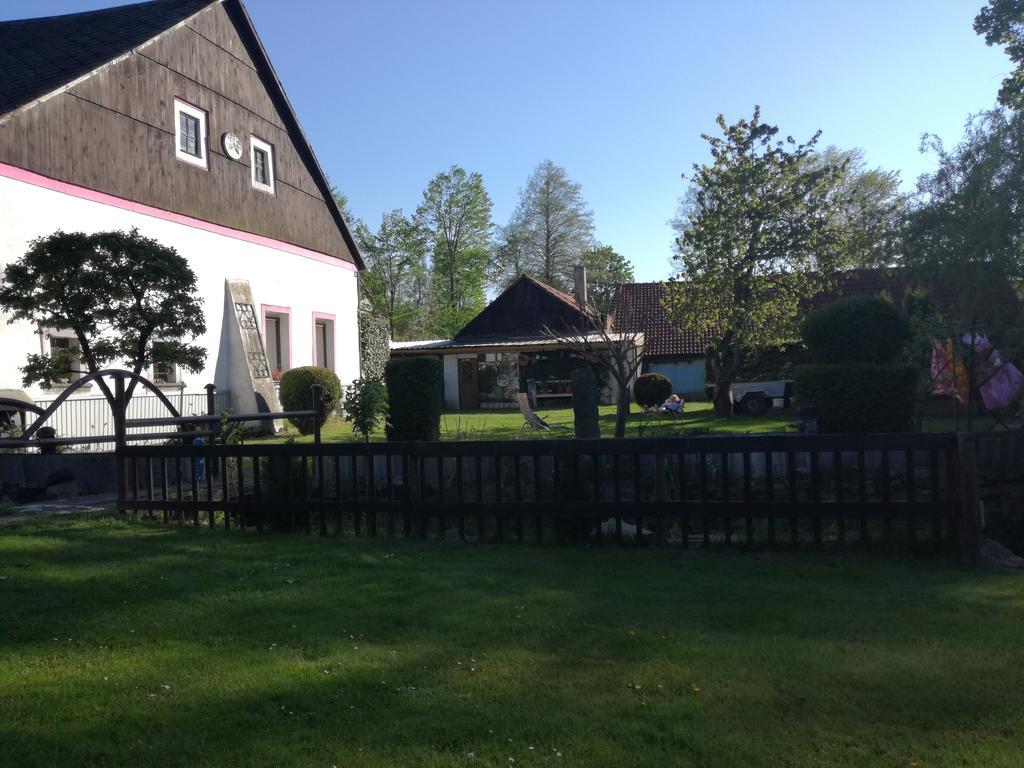 Apartman Ve Mlejne Nová Bystřice Bagian luar foto